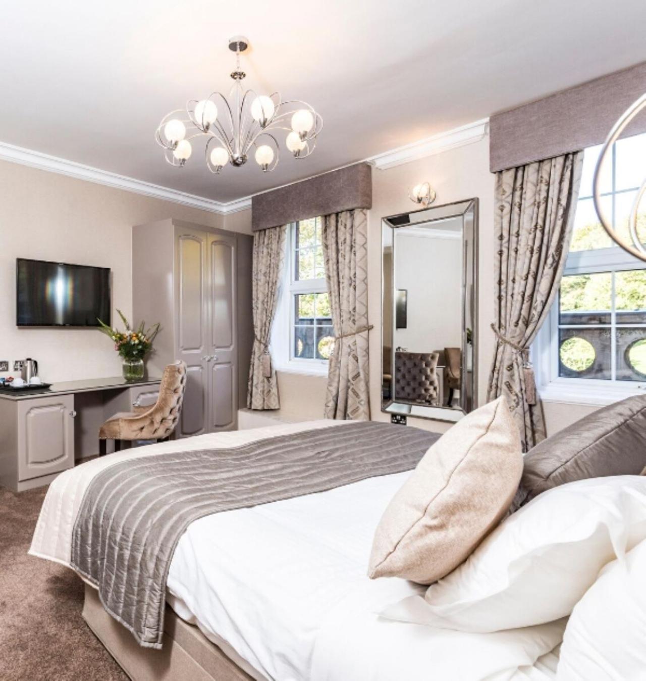 Borough Arms Hotel Newcastle-under-Lyme Buitenkant foto